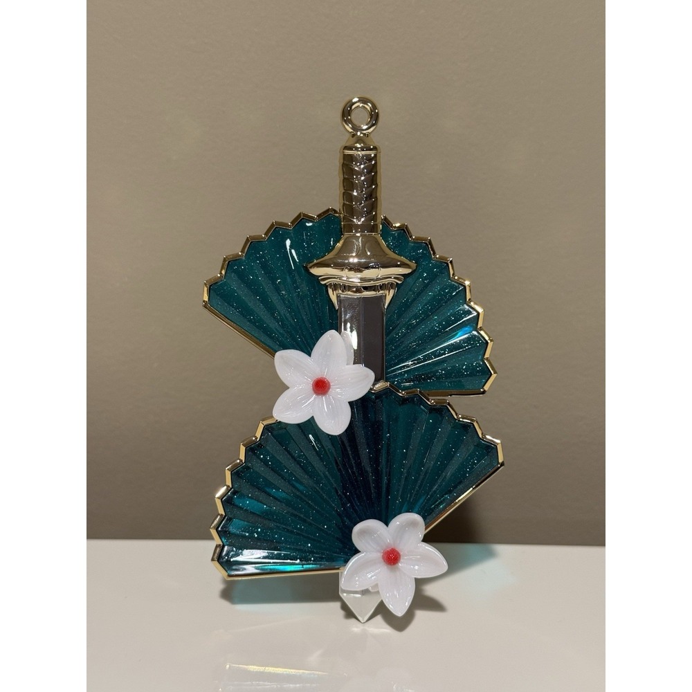 Bath & Body Works Disney Princess MULAN Nightlight Wallflower Plug In Light Up